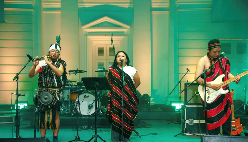 Music performance image 2